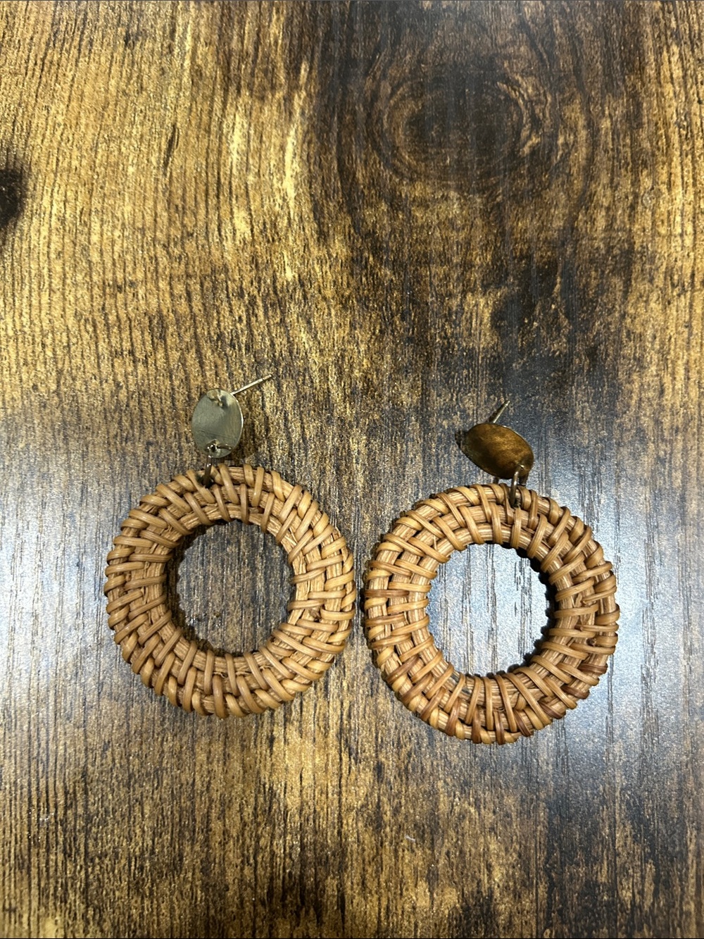 Woven Rattan Hoop Earrings - Natural Brown